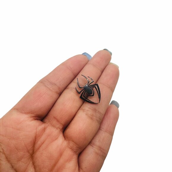 ⭐Gothic Spider Brooch Stainless Steel Badge Pins Black Color Metal Small Size⭐ - Picture 3 of 6
